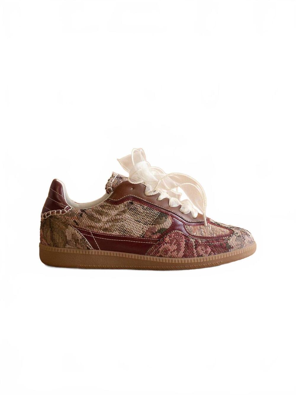 NEW OASIS SOCIETY women's the dalia lace up sneaker in mauve tapestry
